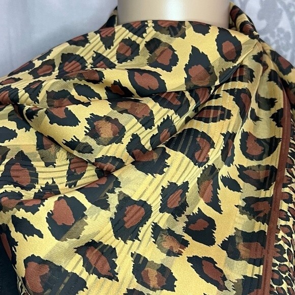Vintage 1990's Federico Porta Leopard Print Neck Scarf - Picture 3 of 6